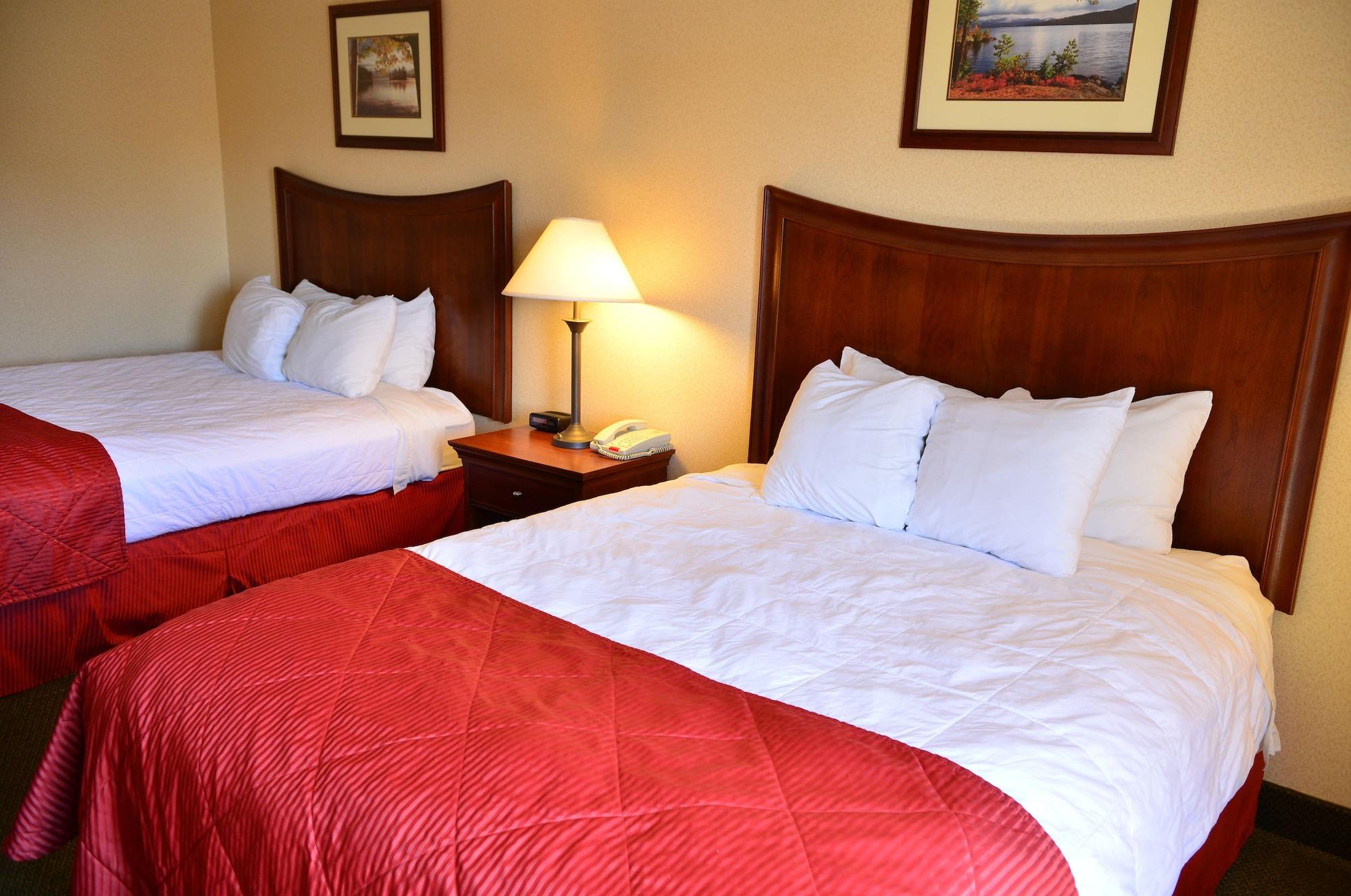 Clarion & At The Outlets Of George Hotel Lake George