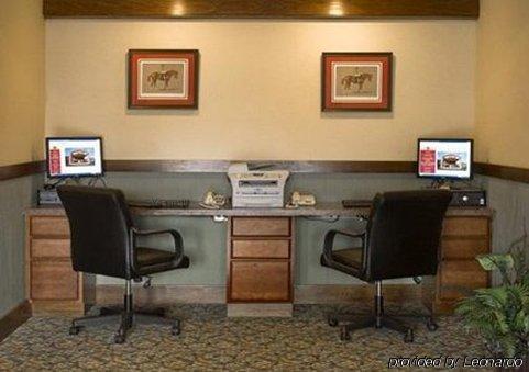 Clarion & At The Outlets Of George Hotel