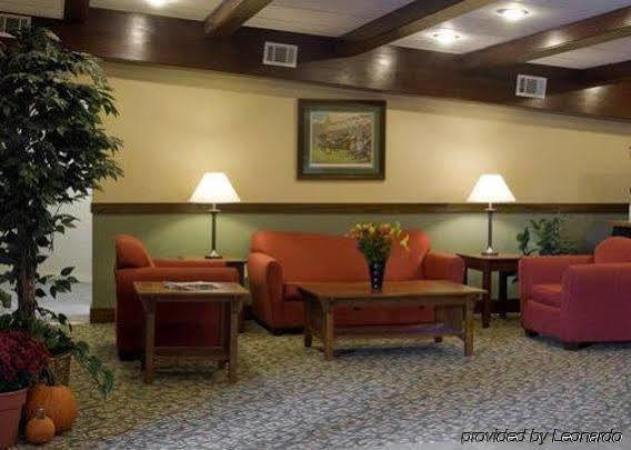Clarion & At The Outlets Of George Hotel